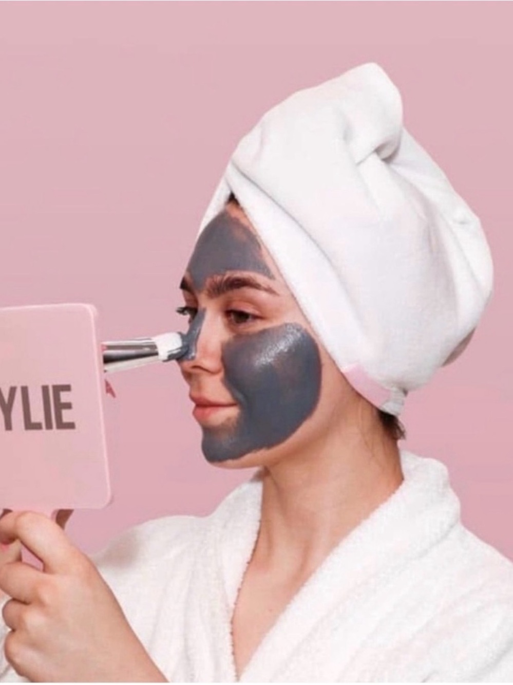 Kylie Jenner Kylie Skin Quick Drying Soft Hair Towel
